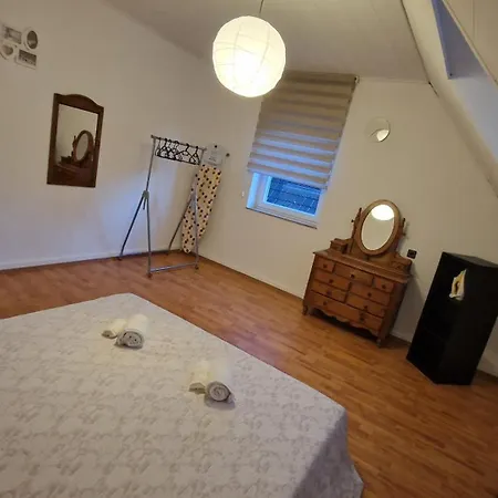 Canim Appartement Duisburg Exterior foto