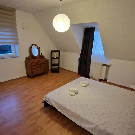 Canim Appartement Duisburg Exterior foto